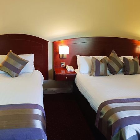 Aherlow House Hotel & Lodges Eksteriør billede