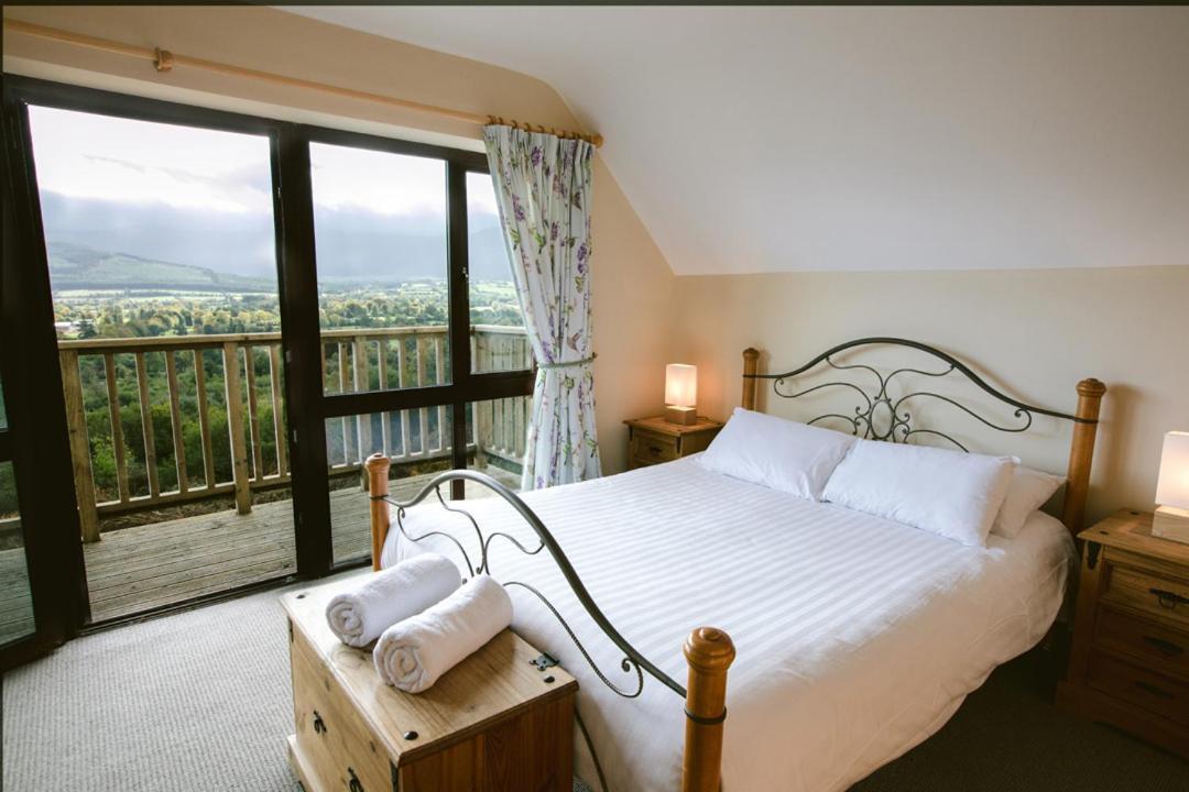 Aherlow House Hotel & Lodges Eksteriør billede