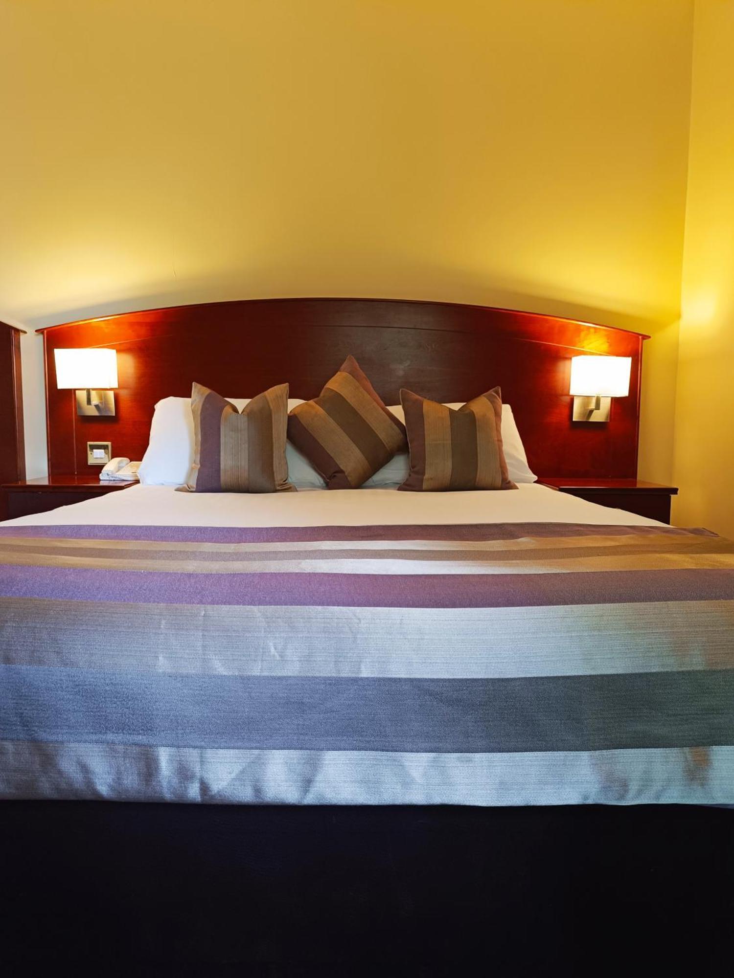 Aherlow House Hotel & Lodges Eksteriør billede