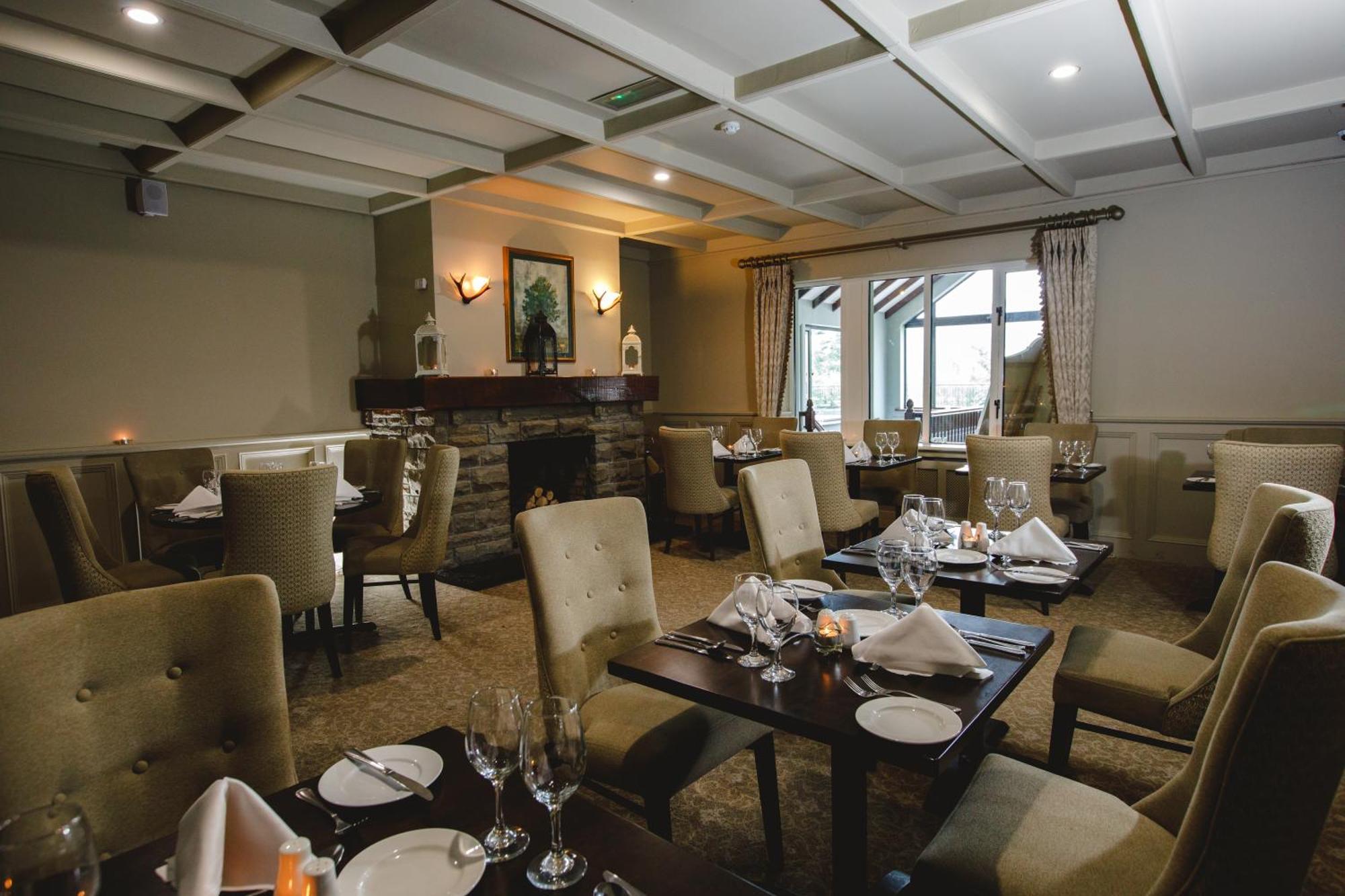 Aherlow House Hotel & Lodges Eksteriør billede