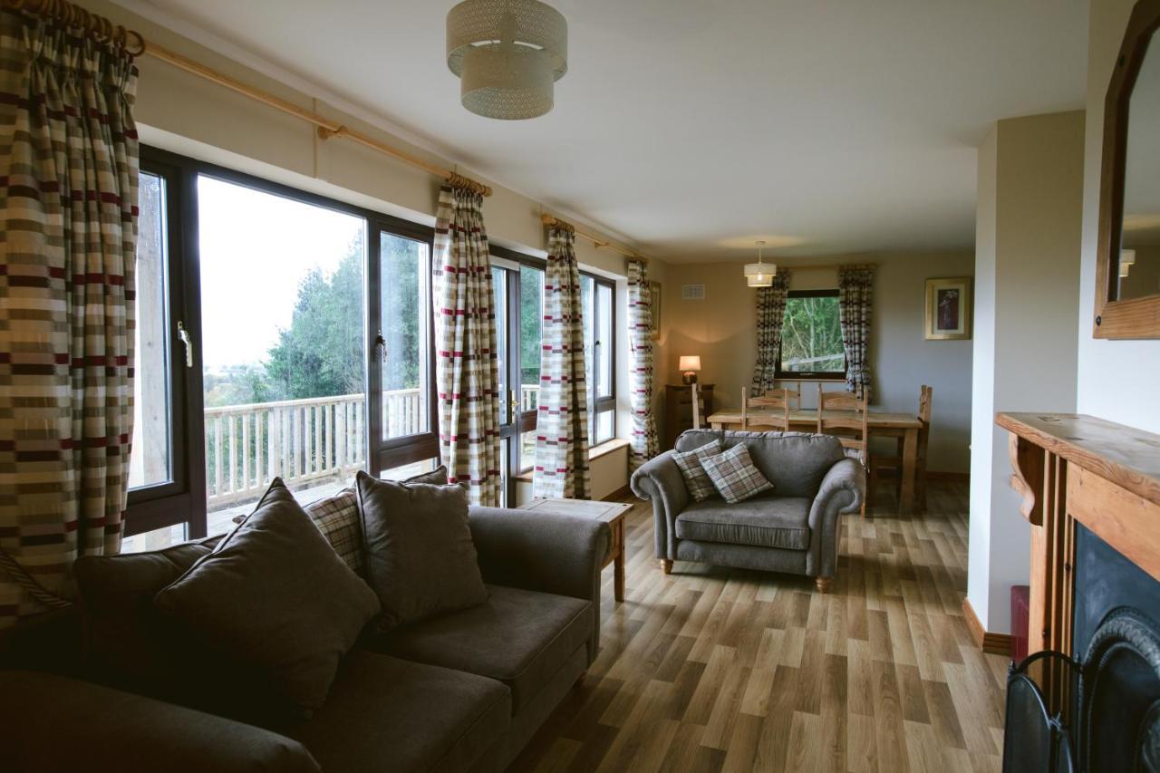 Aherlow House Hotel & Lodges Eksteriør billede