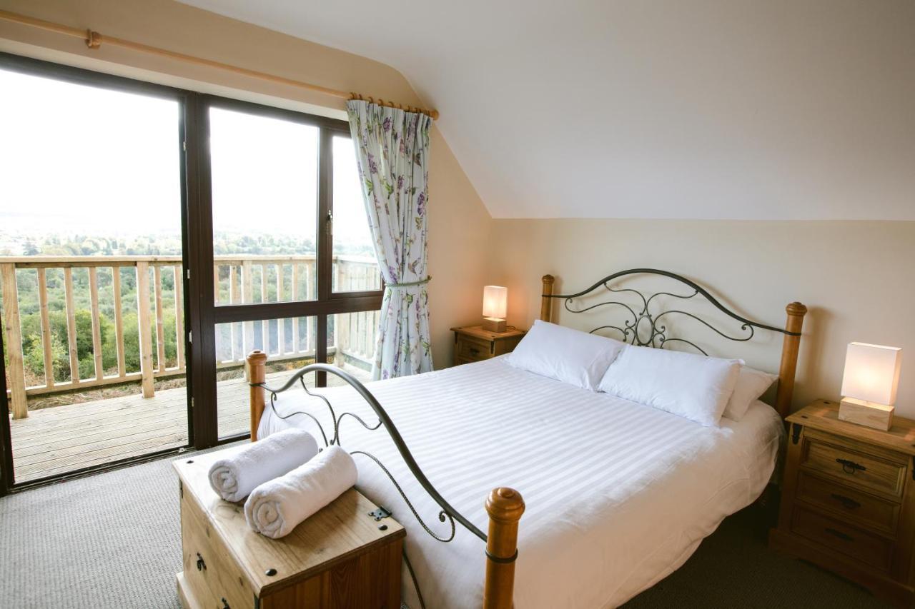 Aherlow House Hotel & Lodges Eksteriør billede